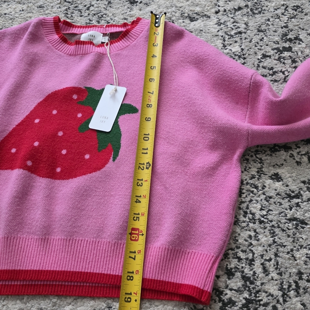 Luna Ivy Strawberry Cropped Sweater Womens XS - Picture 3 of 6